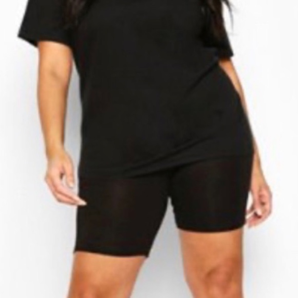 Two piece short set.